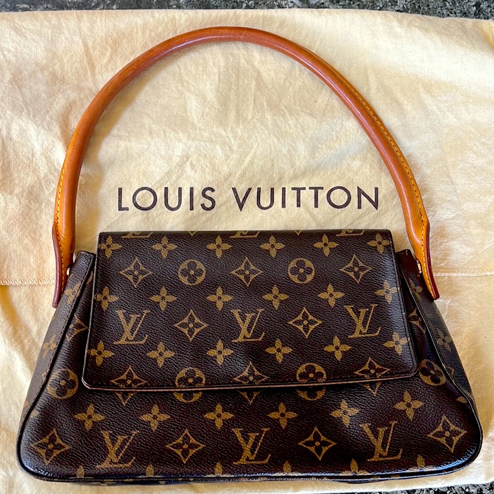 Louis Vuitton Monogram Looping PM bag